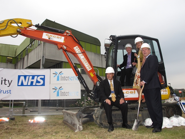 1347345254_interserve-25m-colchester-nhs-radiotherapy-unit-groundbreaking-02
